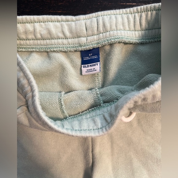 French Terry Pull-On Shorts - Picture 3 of 5